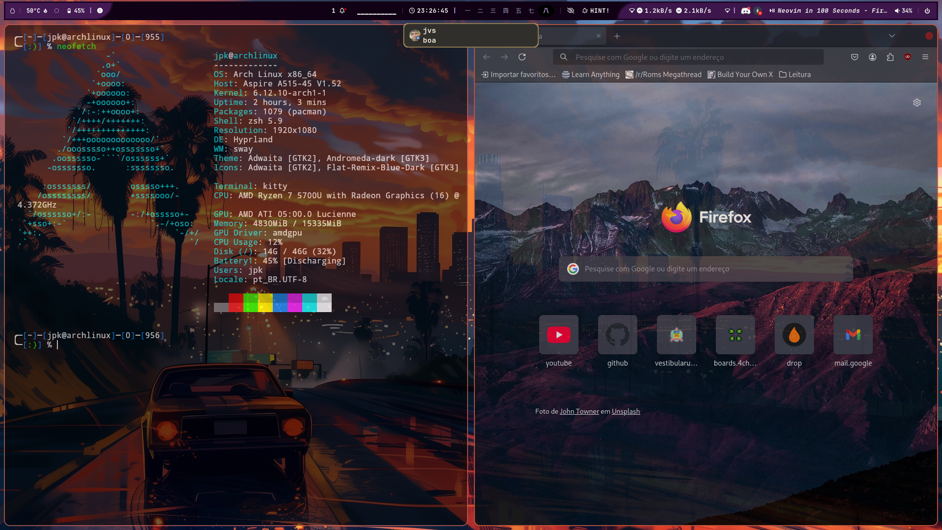 Screenshot do meu arch linux com hyprland com dois tilling windows, terminal com neofetch e firefox